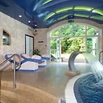 Brooklodge & 4*