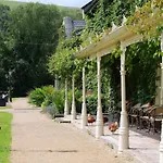 מלון Brooklodge & Macreddin Village