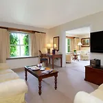Brooklodge & מלון 4*