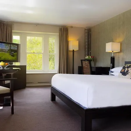 Brooklodge & Szálloda