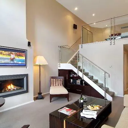 Hotel Brooklodge & 4*