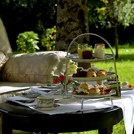 Brooklodge & 4* Macreddin Village