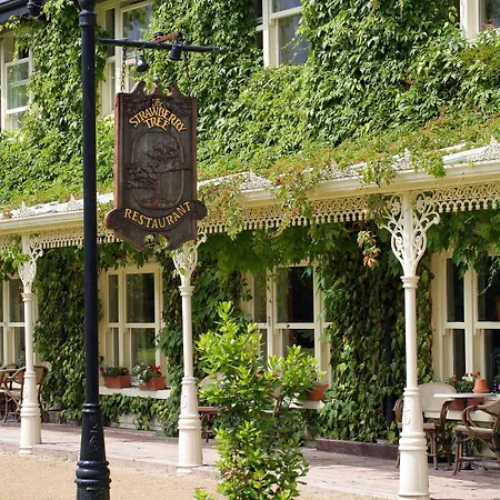 Brooklodge & 4*