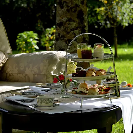 Brooklodge & 4* Macreddin Village