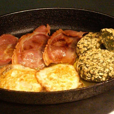 Brooklodge & Szálloda