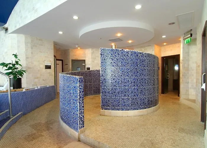 Brooklodge & Отель Macreddin Village