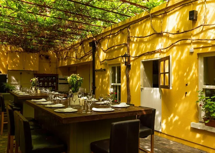 Brooklodge & Отель 4*