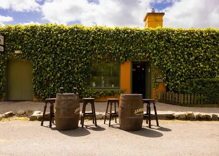 Brooklodge & Отель 4*