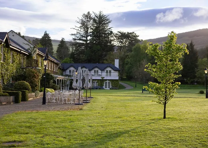 Отель Brooklodge & Macreddin Village