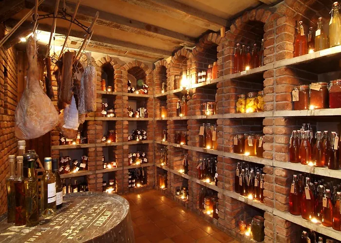 Brooklodge & 4* Macreddin Village