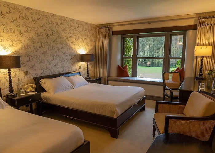 Brooklodge & Hotel 4*